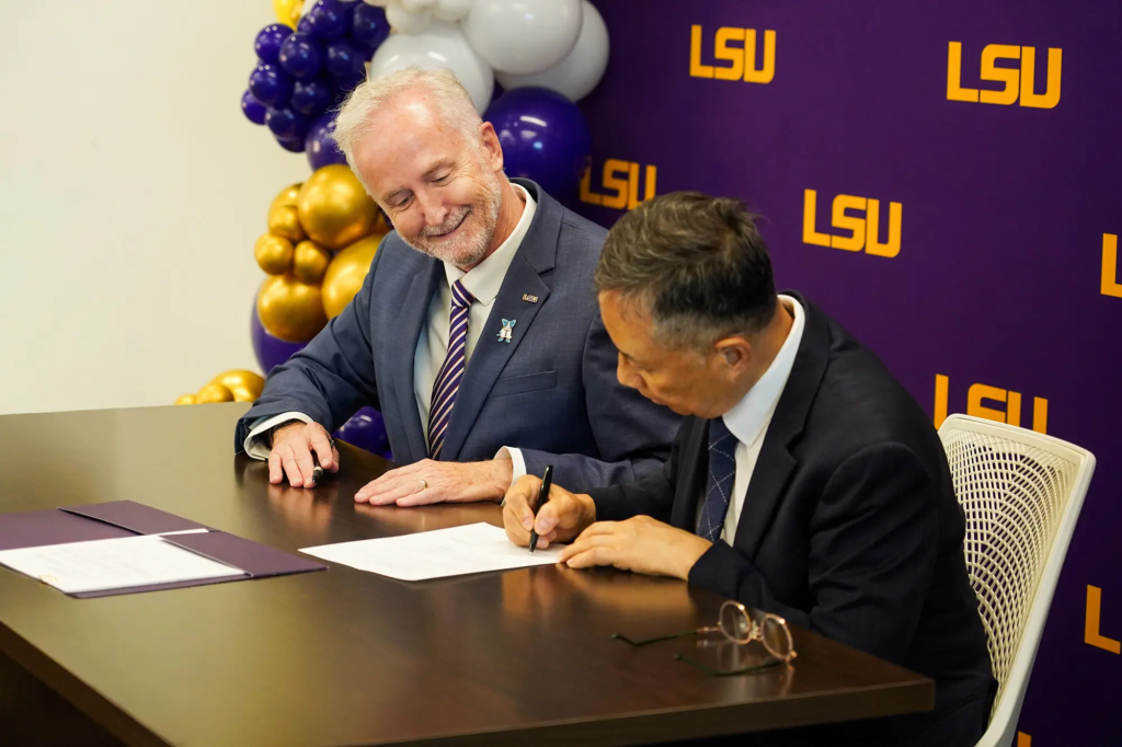 LSU Chancellor James Dalton and Hyundai Steel Senior Vice President and R&D Division Head Yoo-dong Chung signed a Master Research Agreement establishing a long-term partnership to advance next-generation steelmaking, manufacturing innovation and workforce development in Louisiana.